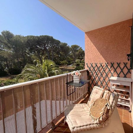 Appartement 2 Pieces Avec Terrasse Et Parking A 400M De La Plage - Saint Aygulf - Fr-1-226A-88 Экстерьер фото