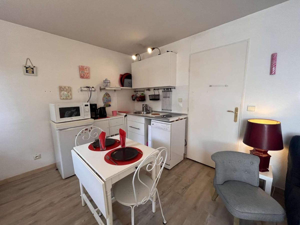 Appartement 2 Pieces Avec Terrasse Et Parking A 400M De La Plage - Saint Aygulf - Fr-1-226A-88 Экстерьер фото